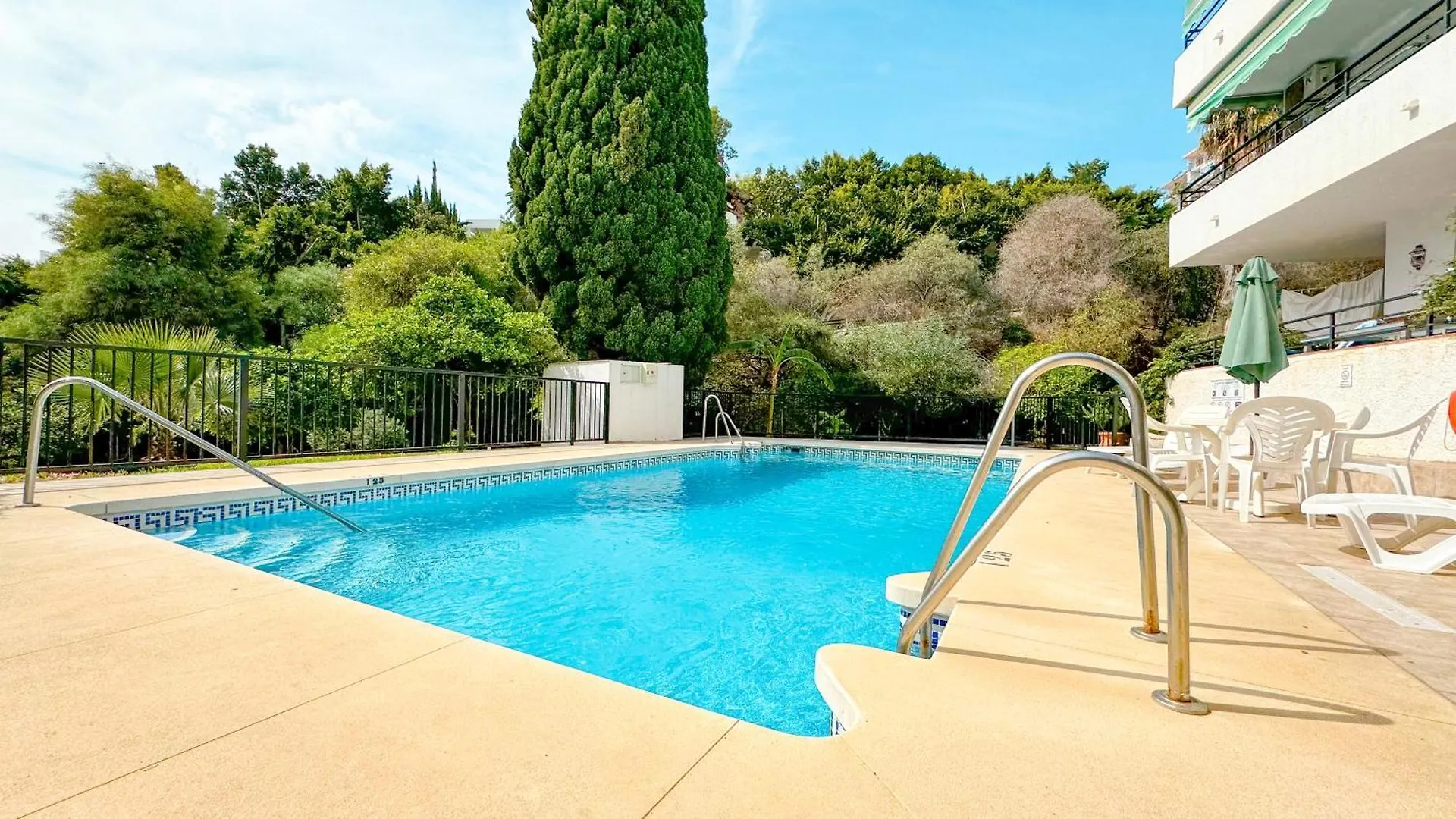 Bahamas Apartman Nerja