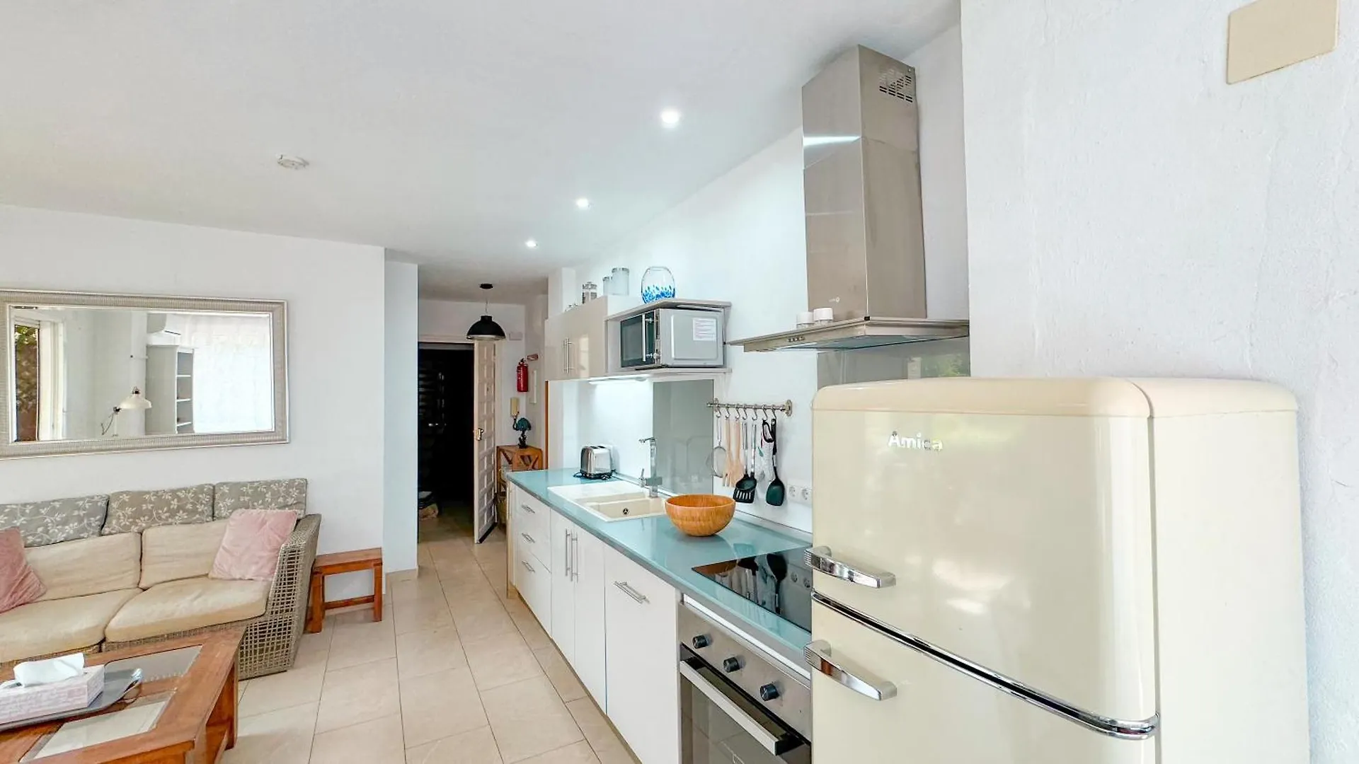 Bahamas Apartman Nerja Spanyolország